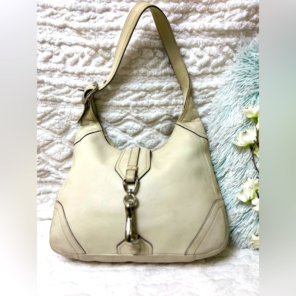 COACH SHOULDER BAG